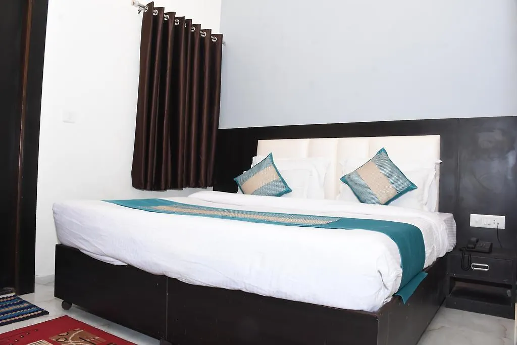 Aaradhya Residency Hotel Agra