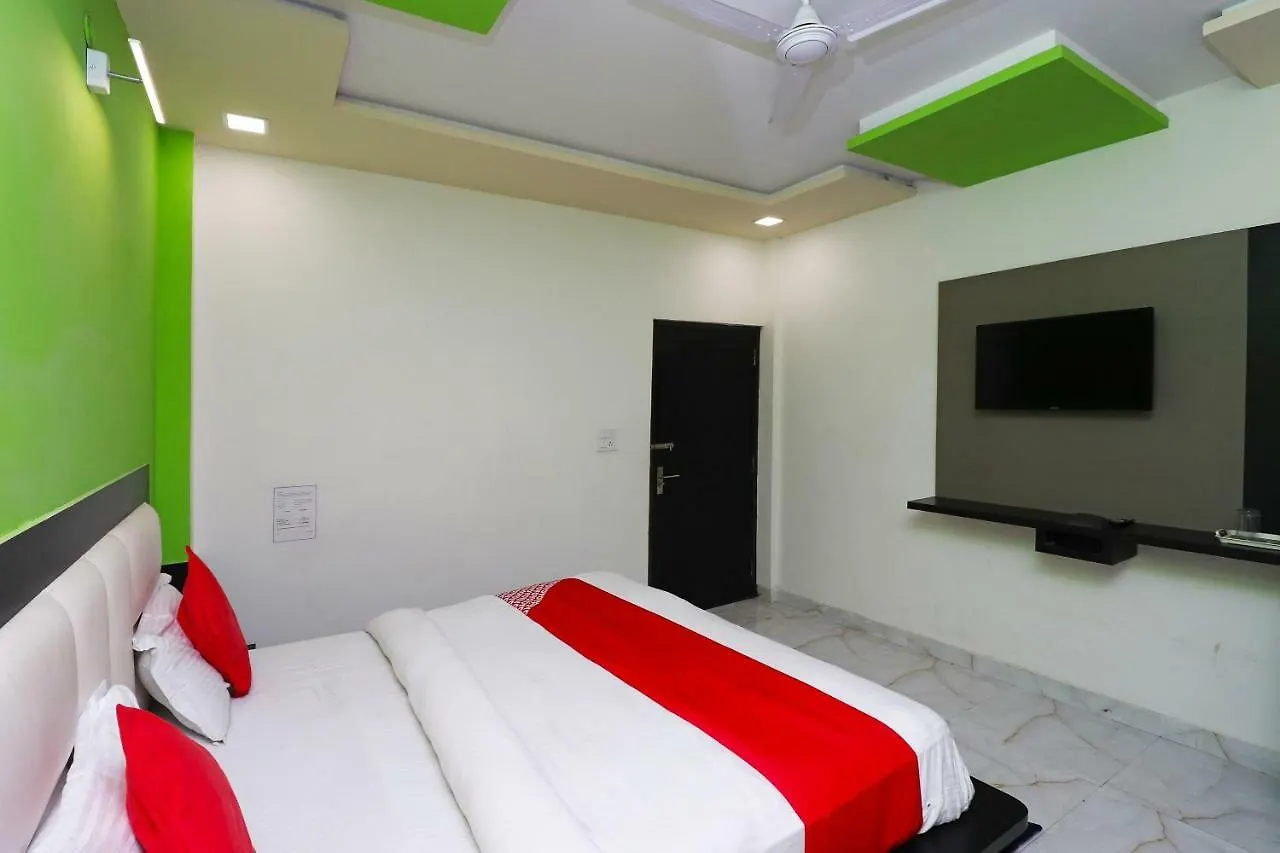 Aaradhya Residency Ξενοδοχείο Agra  2*, Agra (Uttar Pradesh) Ινδία