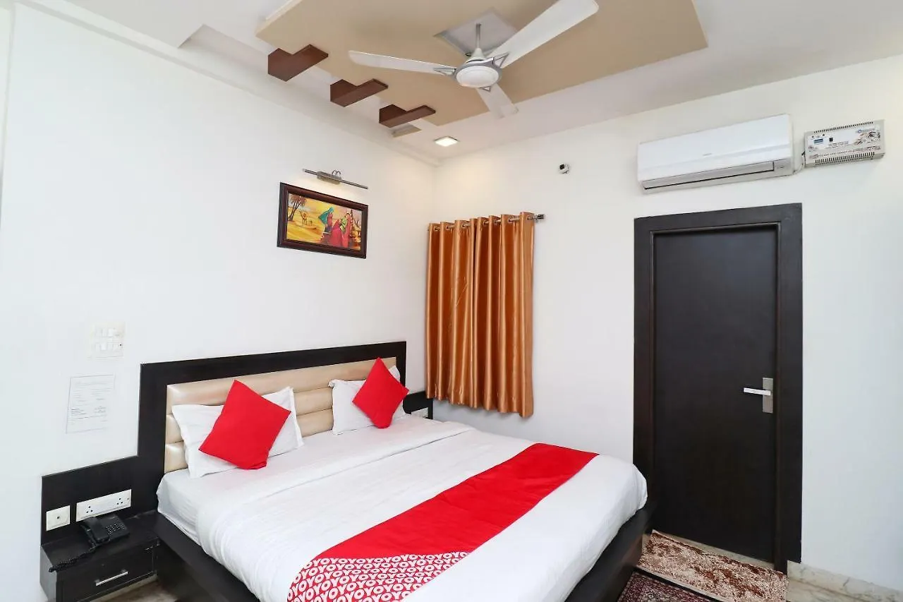 Aaradhya Residency Hotel Agra  2*, Agra (Uttar Pradesh) India