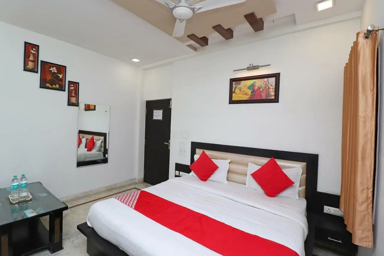 ** Guest house Aaradhya Residency Hotel Agra  India