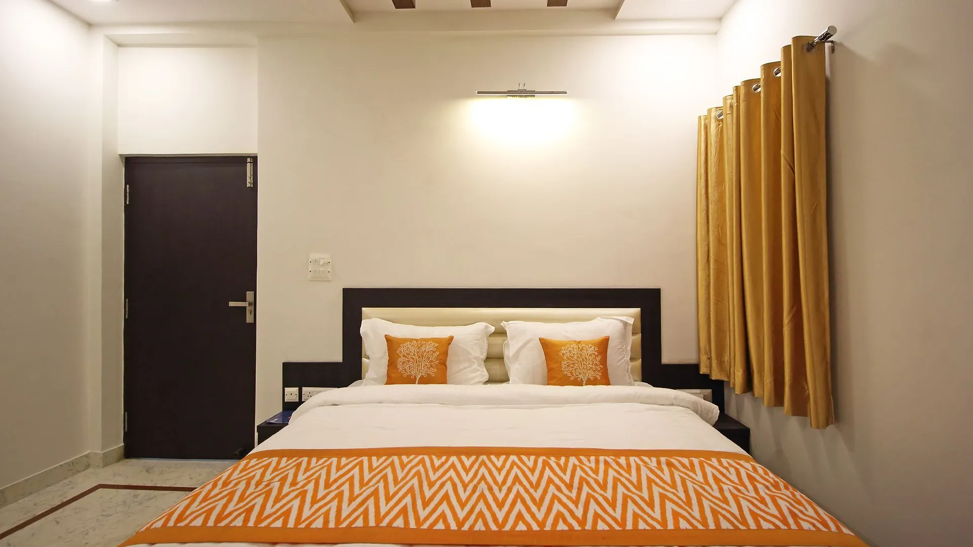 Aaradhya Residency Hotel Agra  Agra (Uttar Pradesh)
