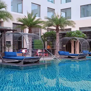 Courtyard By Marriott Hotel