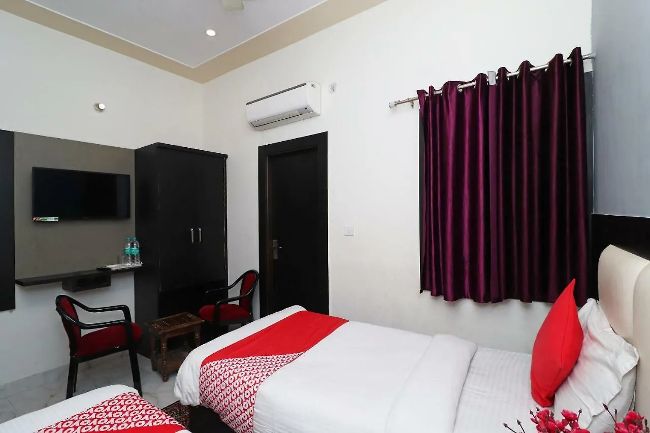 Guest house Aaradhya Residency Hotel Agra